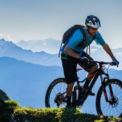 Biciclette ed e-bike di alta qualità disponibili presso il noleggio bici di rent and go Schölzhorn per escursioni in Alto Adige